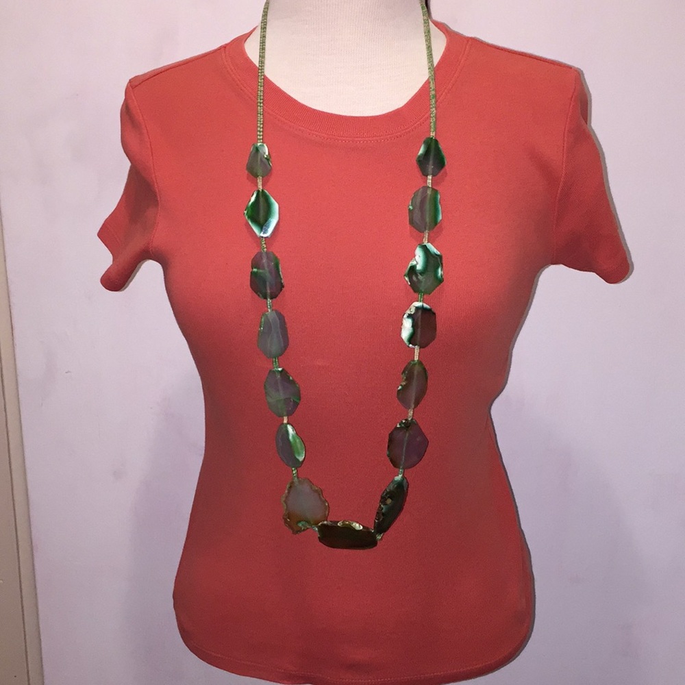 BR Short Sleeve Coral Tee🐝 Size Large